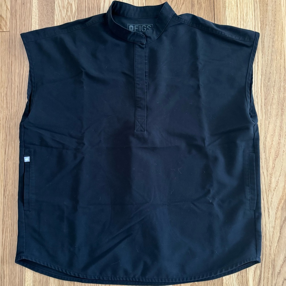 Figs Rafaella oversized scrub top black